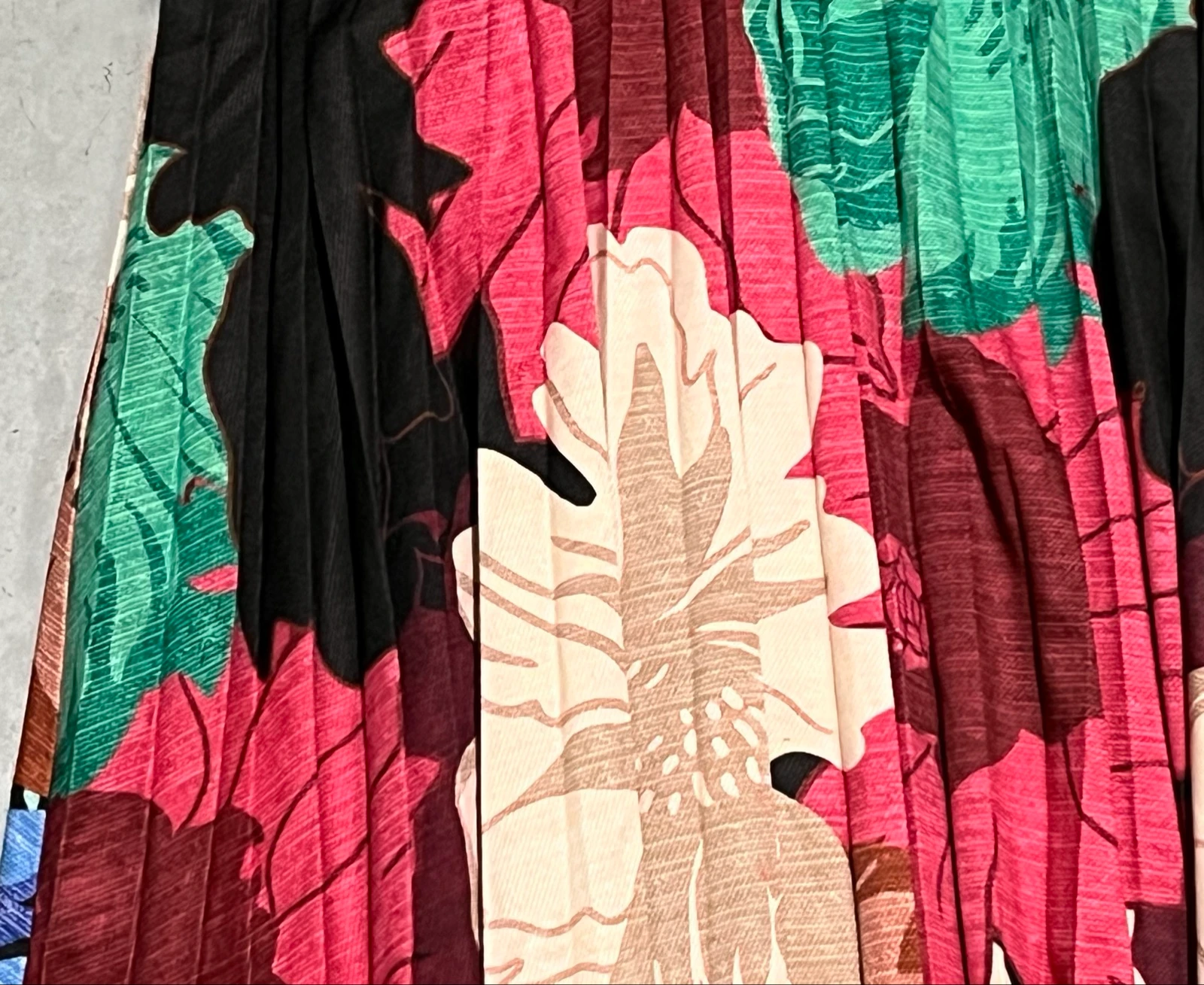 Vestido satinado largo floral multicolor – photo 5